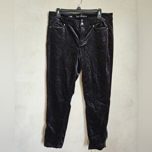 the SKIMMER black velvet pants 10L